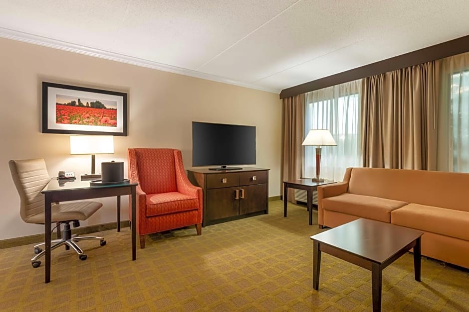 Best Western Plus White Bear Country Inn