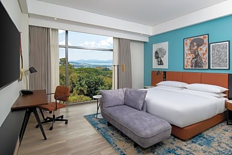 King Suite with City View