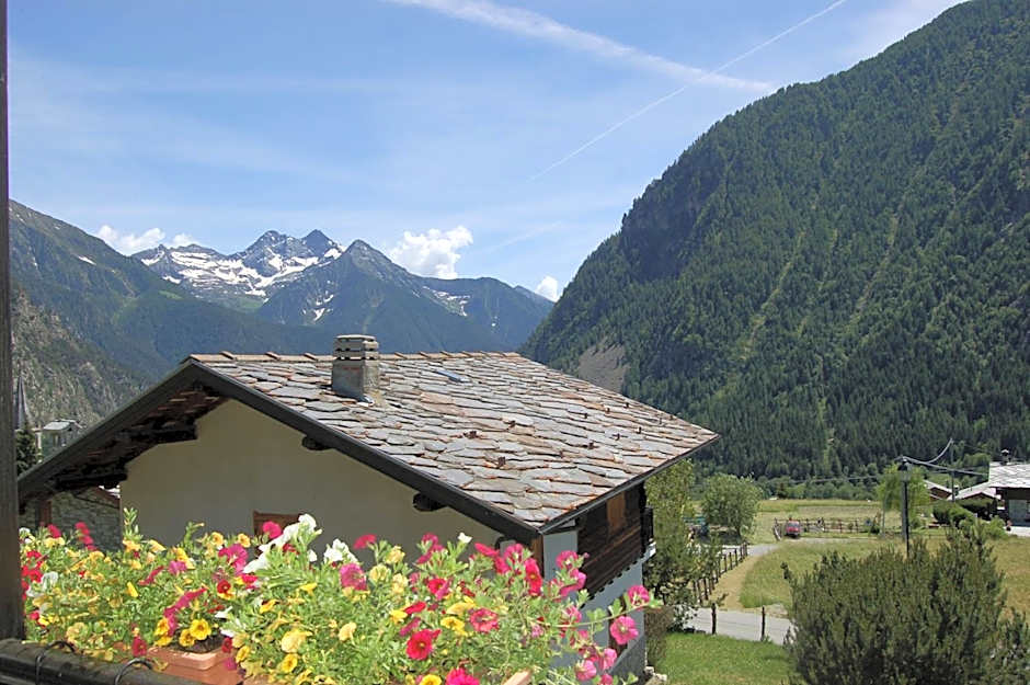 Aparthotel Foyer d'antan SUITE con caminetto hammam o vasca idromassaggio