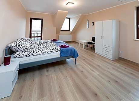 Quadruple Room with Shared Bathroom