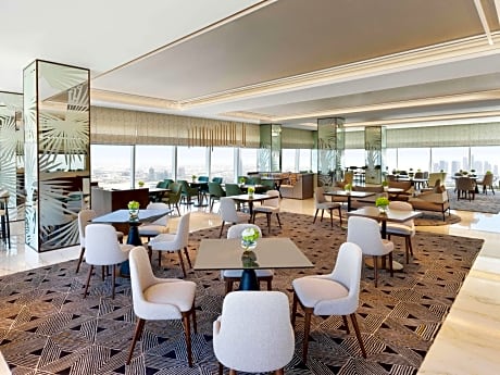 Panoramic King Suite with Club Millésime Access