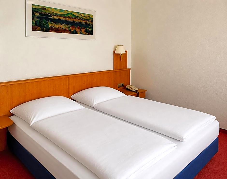Kull Von Schmidsfelden Hotel