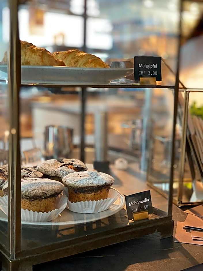 The Lubo - self check-in