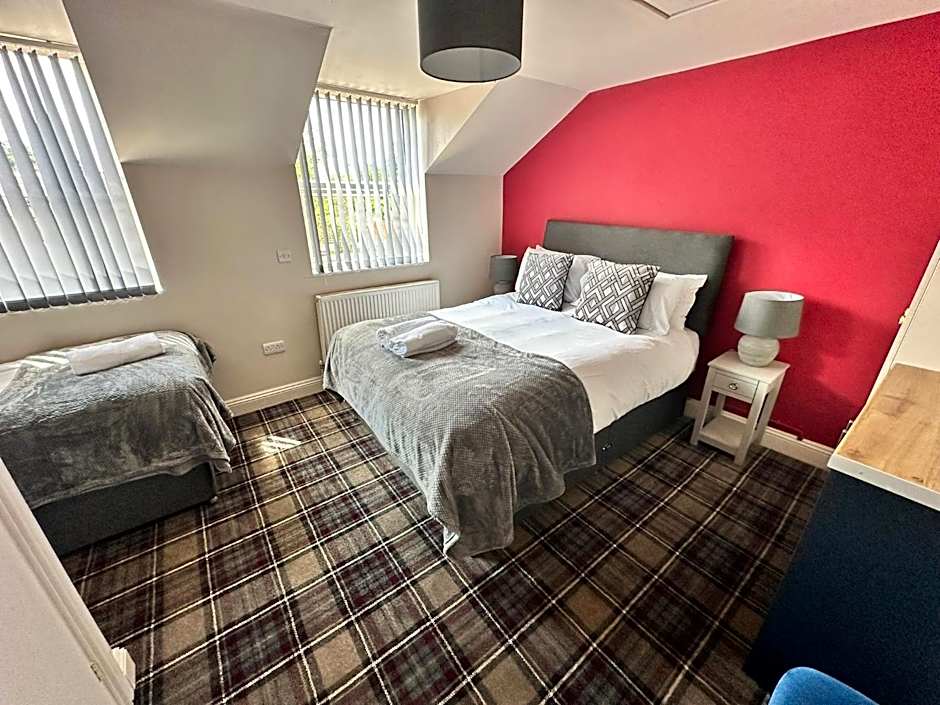 The Prince Albert Pub & Hotel with onsite FREE PARKING 2 minutes from Legoland