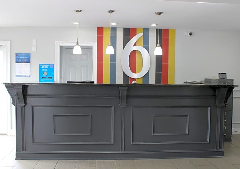 Studio 6 Suites Chattanooga TN Lookout Mtn