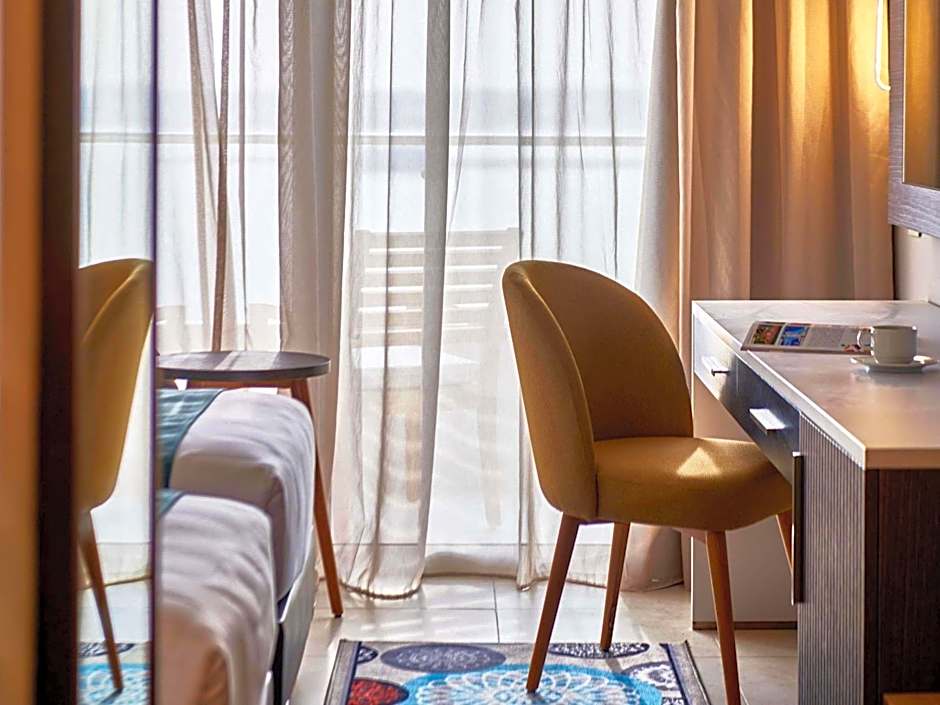 Mercure Ismailia Forsan Island
