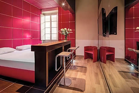 Classic Double Room with 1 Rollaway Bed