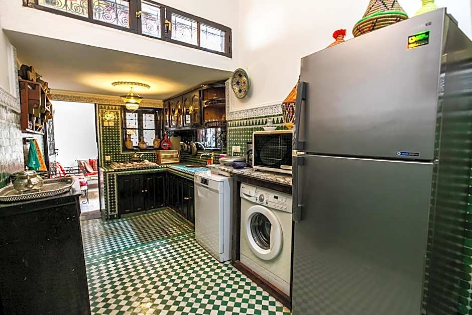 Dar Ben Daoud avec piscine et terrasse privee