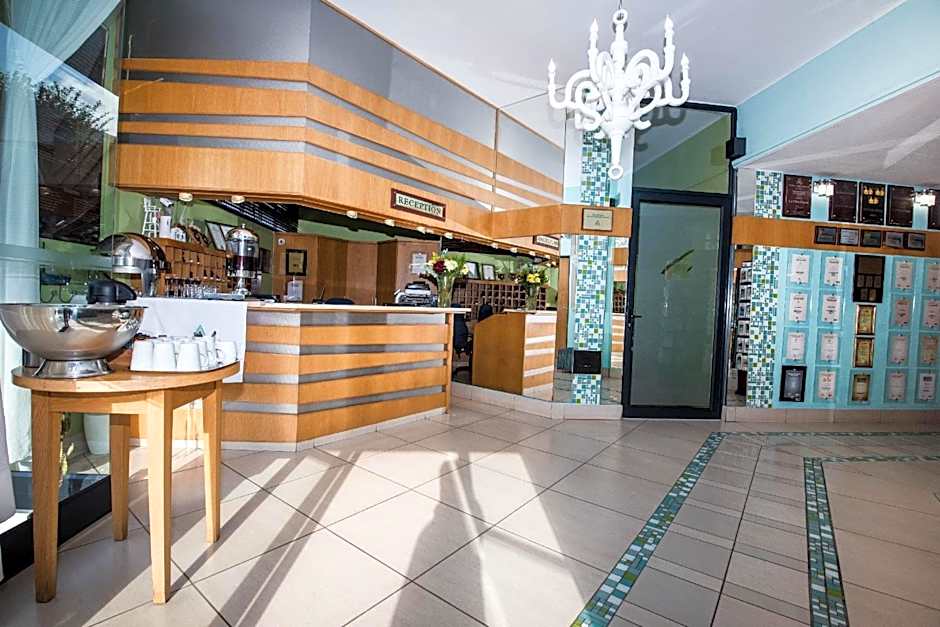 First Group La Cote D'Azur