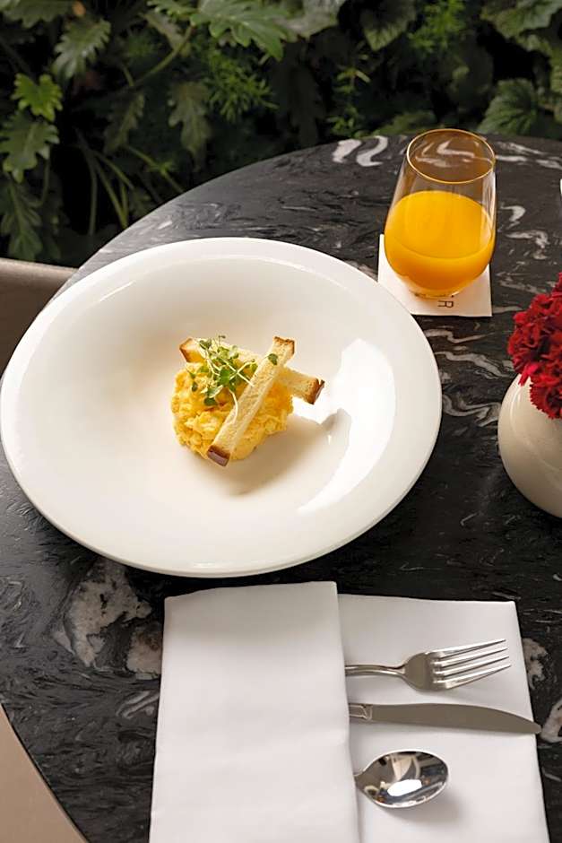 Mercer Plaza Sevilla 5 GL