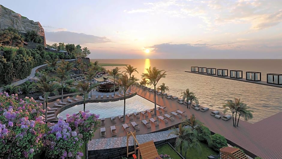 The Bo Vue Hotel Bodrum, Curio Collection By Hilto