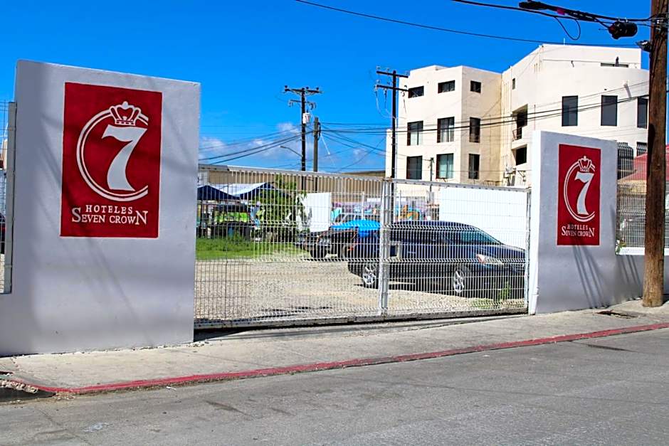 Seven Crown Express & Suites