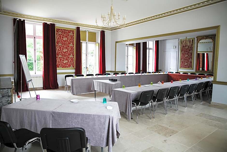 Hotel & Spa du Domaine des Thomeaux, The Originals Relais (Relais du Silence)