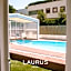 Laurus Hotel