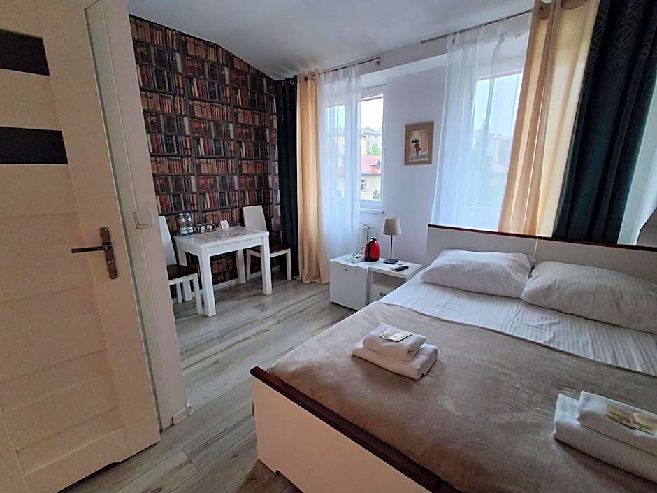 Cracow Central Aparthotel
