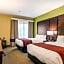 Comfort Inn & Suites Dayton