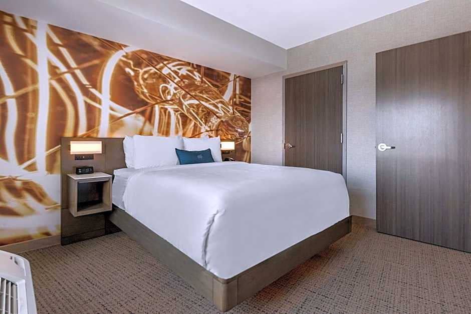 Cambria Hotel West Orange