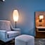 DoubleTree by Hilton Chatsworth