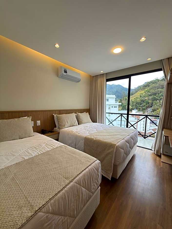 Hotel Serra Everest