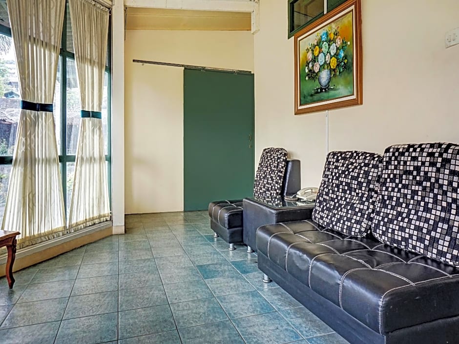 Hotel O 90596 Hotel Griya Astoeti