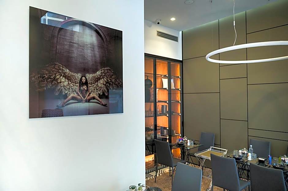 HOTIDAY Olbia Wallure