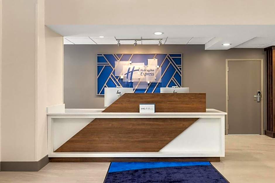 Holiday Inn Express Montgomery East I-85 By IHG
