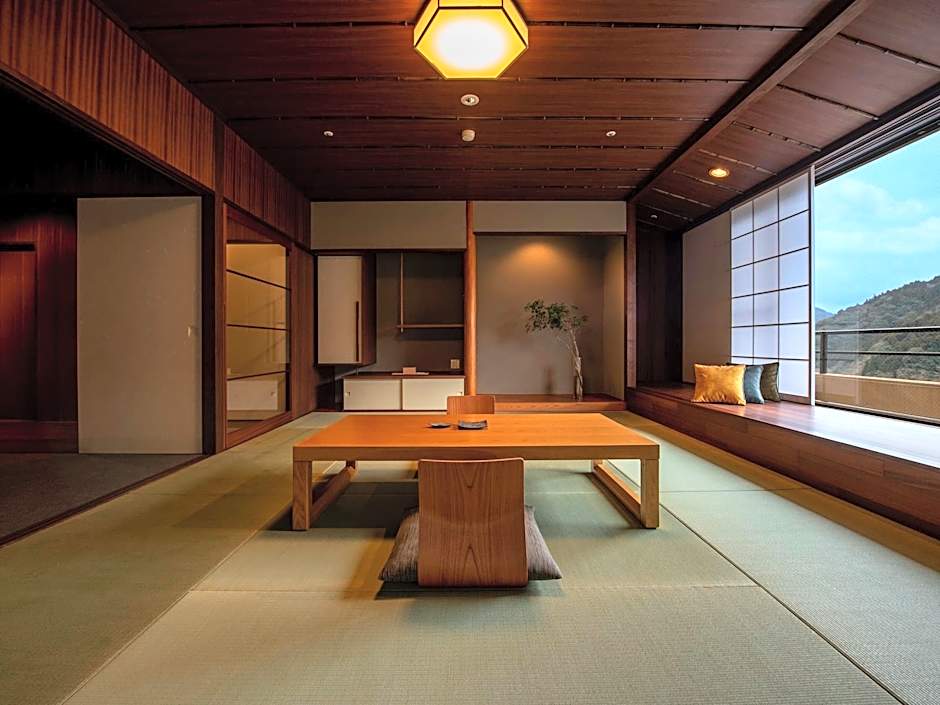 Nostalgic Japanese-Western Style Double Room — 3 fotoğraftan 1. fotoğraf