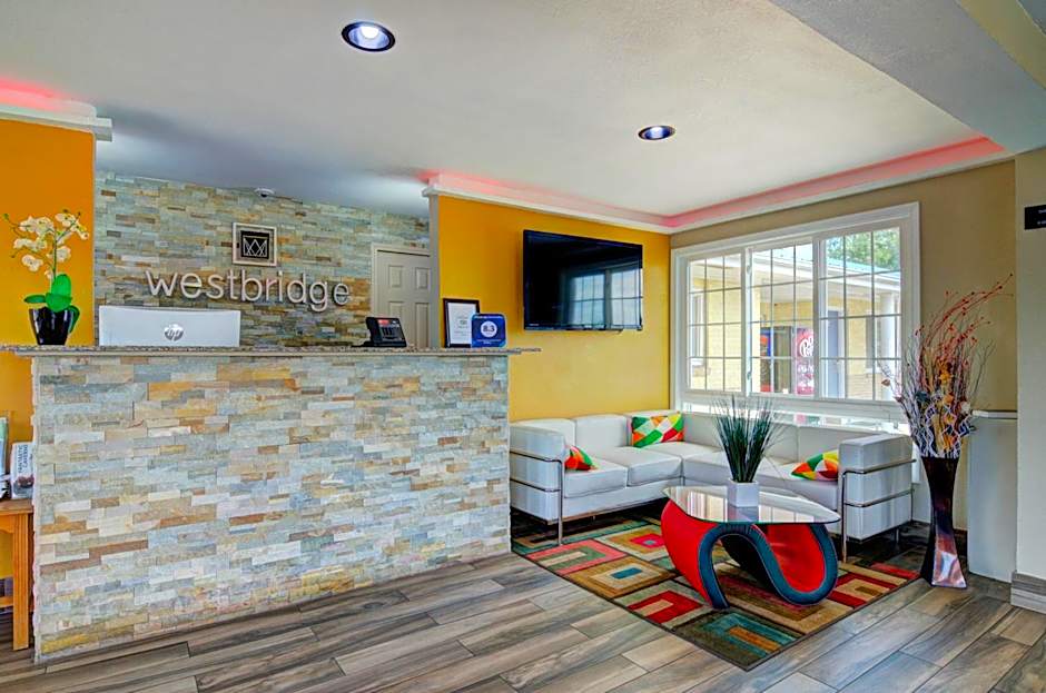 Westbridge Inn & Suites