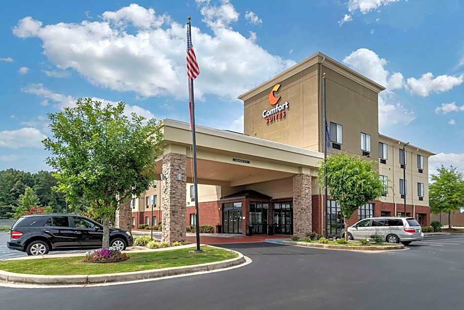 Comfort Suites  Pell CIty near Logan Martin Lake