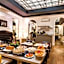 Piazza Farnese Luxury Suites