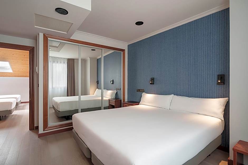 Hotel Almirante