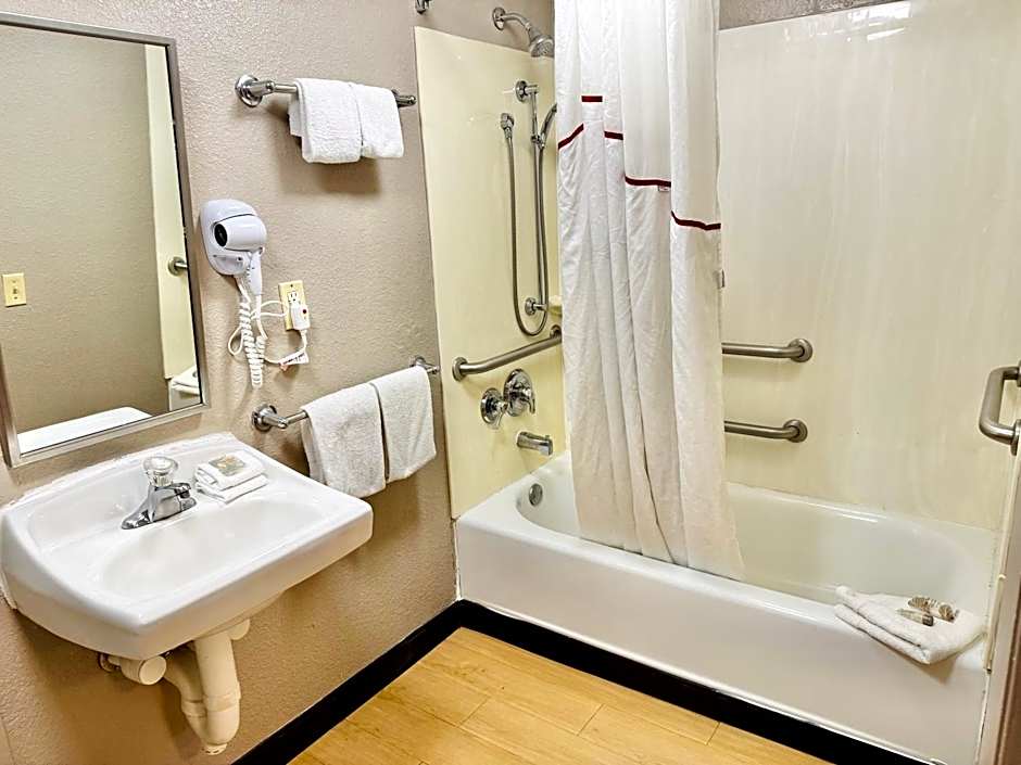 Red Roof Inn Milford - New Haven