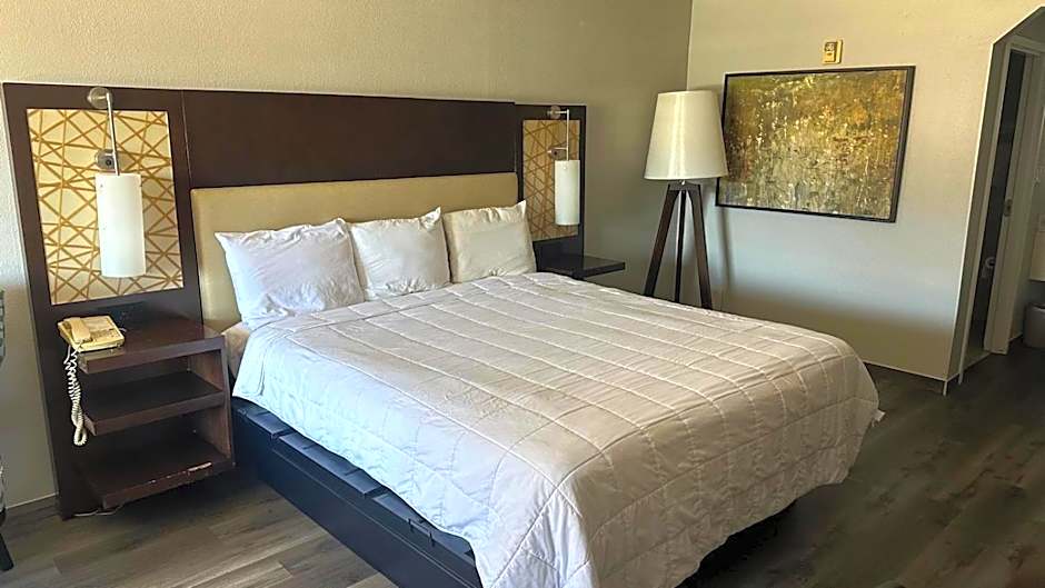 Executive Inn & Suites West Columbia