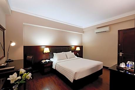 Deluxe Double No Window