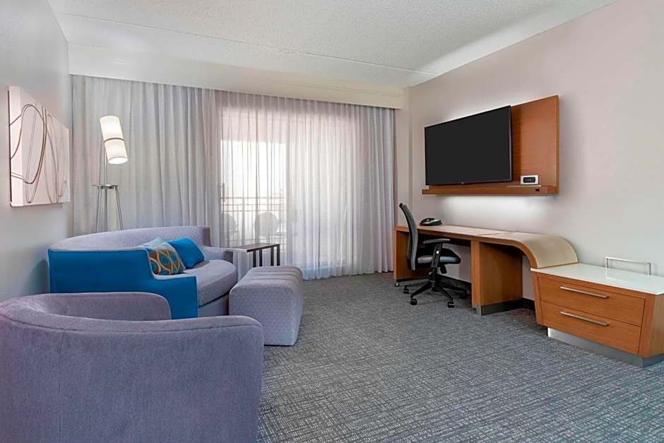 Courtyard by Marriott Tampa Downtown
