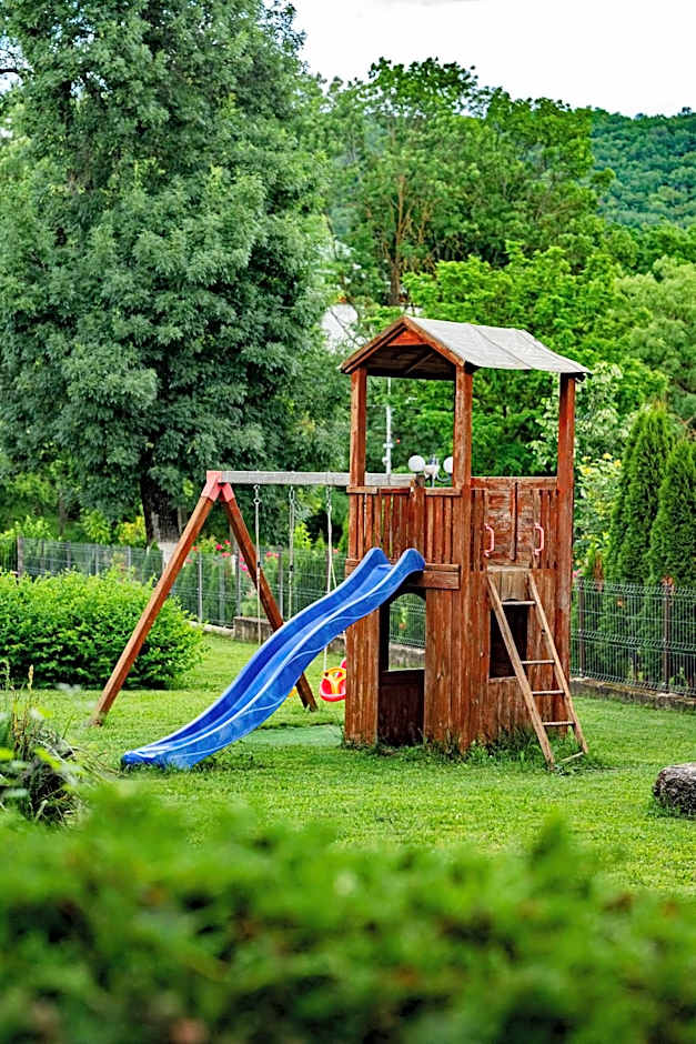 Hotel Sallaris Monteoru