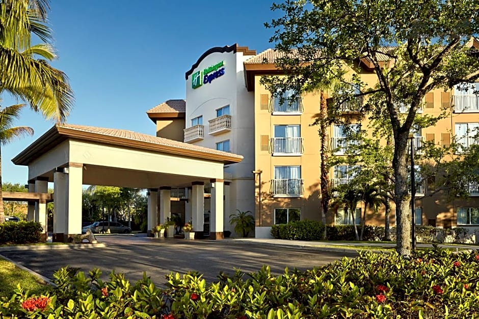 Holiday Inn Express Naples Downtown 5th Avenue By IHG