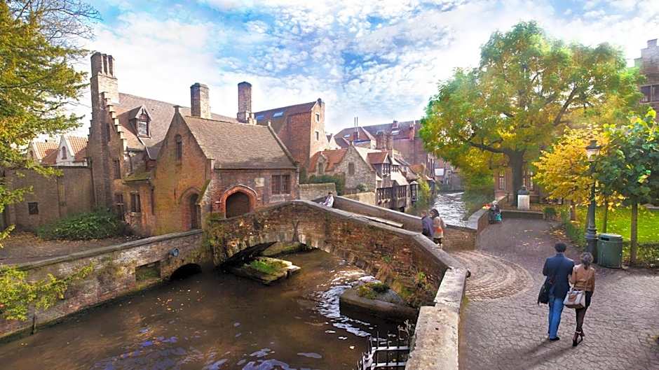 Dukes' Arches Brugge Adults only