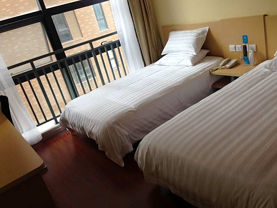 Hanting Hotel Ningbo Yinzhou Wanda