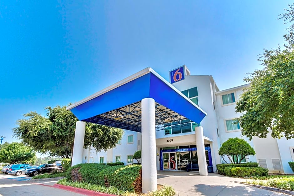 Motel 6 Dallas - Lewisville