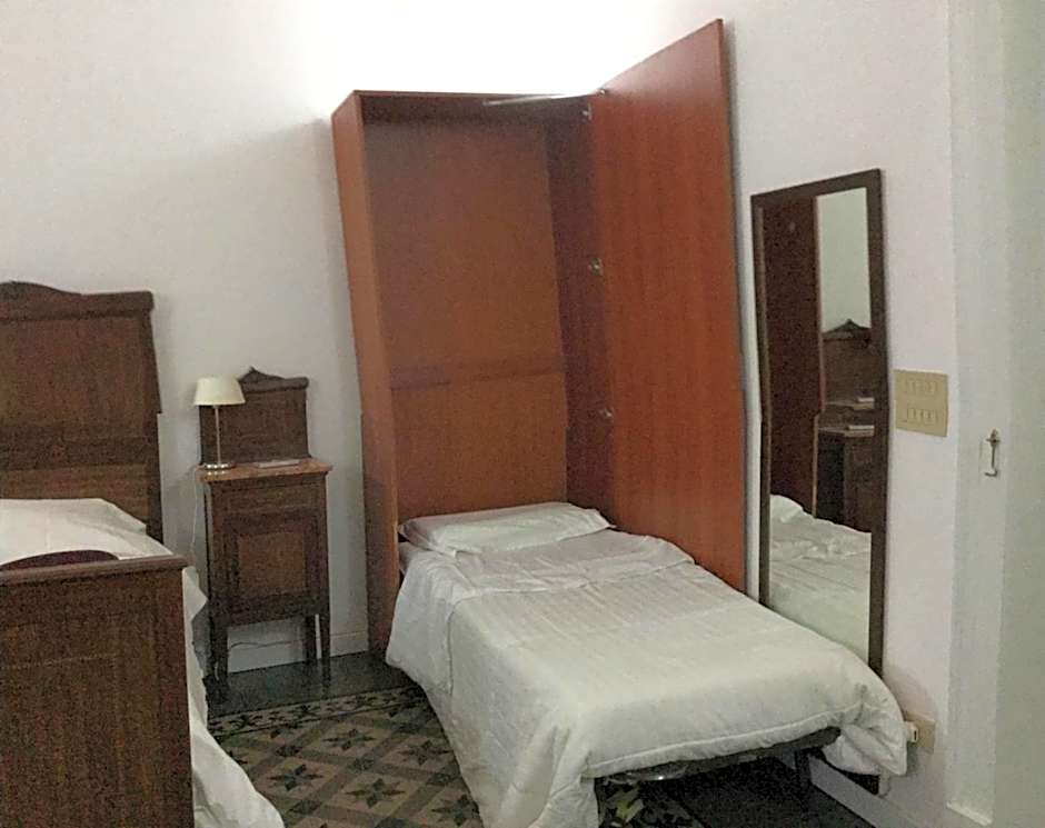 Crispi Accomodation B&B