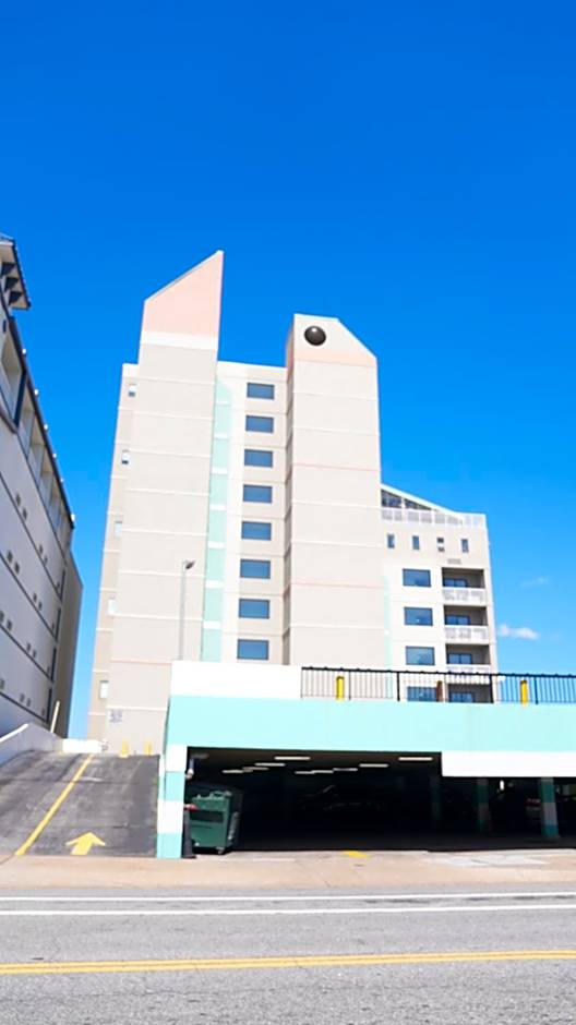 Sun & Sand Resort Oceanfront Suites