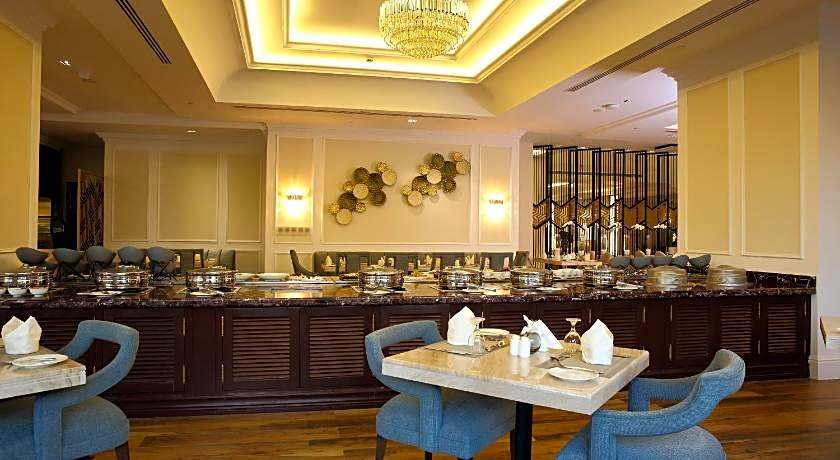 Vittori Palace Hotel and Residences