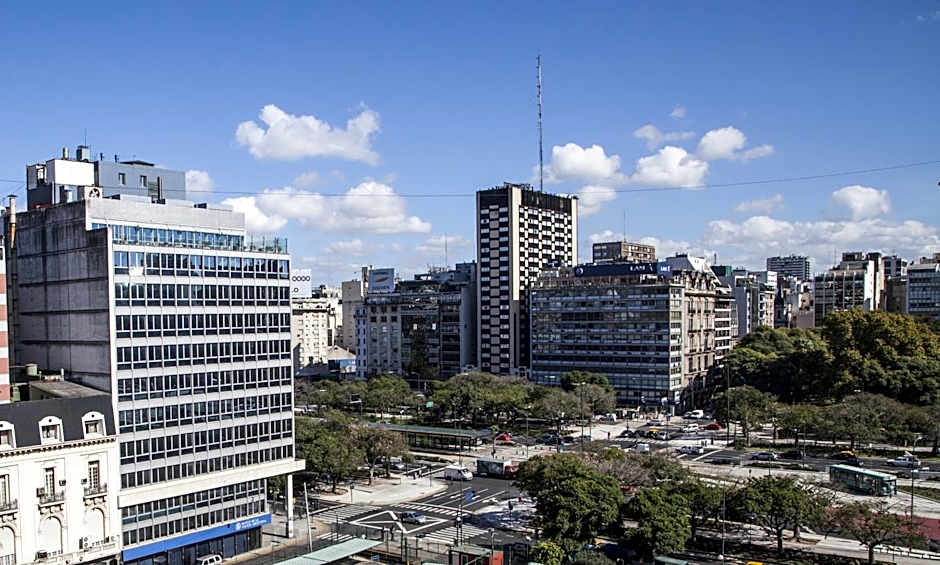 El Conquistador Hotel