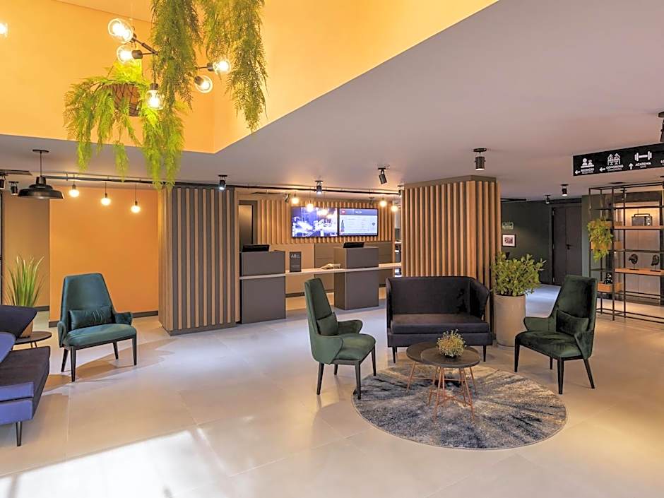 Ibis Curitiba Batel