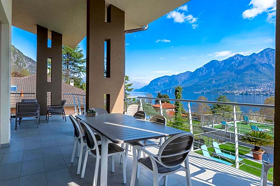 Bellagio Village- 4 Apartments by the lake - Seasonal Warm Pool and Sauna