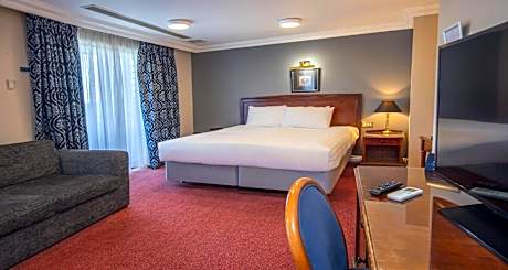 Executive Family Room - Non-Smoking