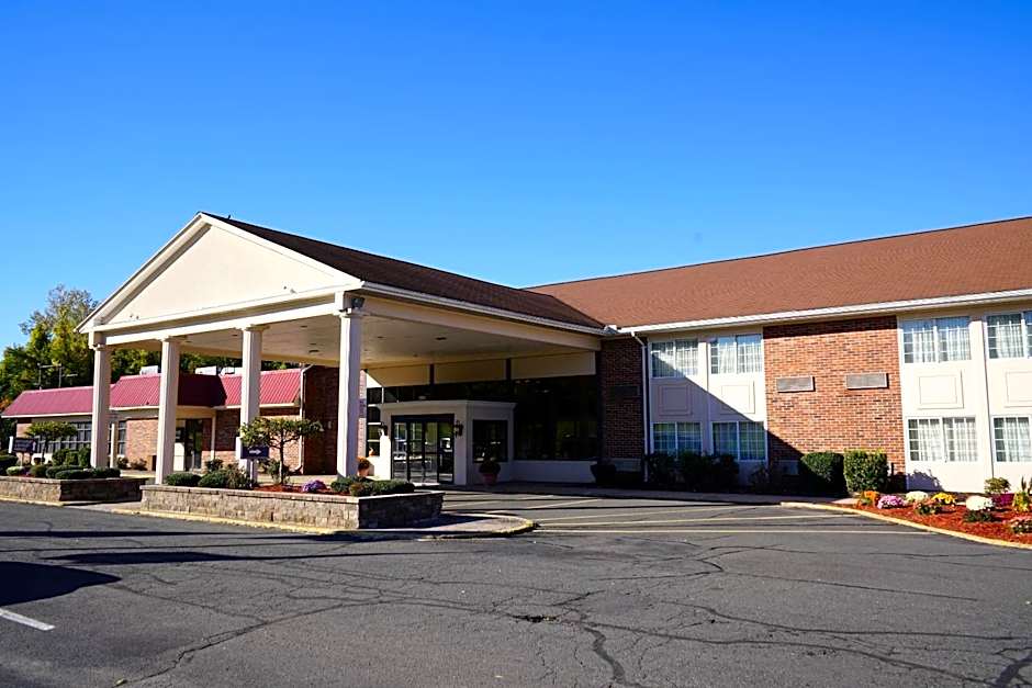 Rodeway Inn & Suites East Windsor