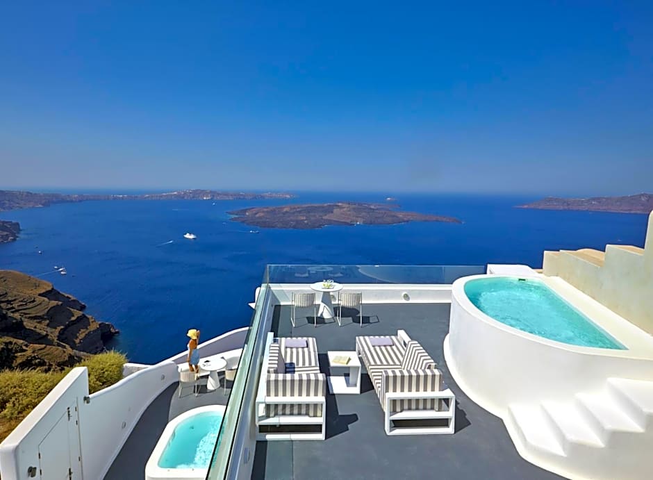 Dreams Luxury Suites