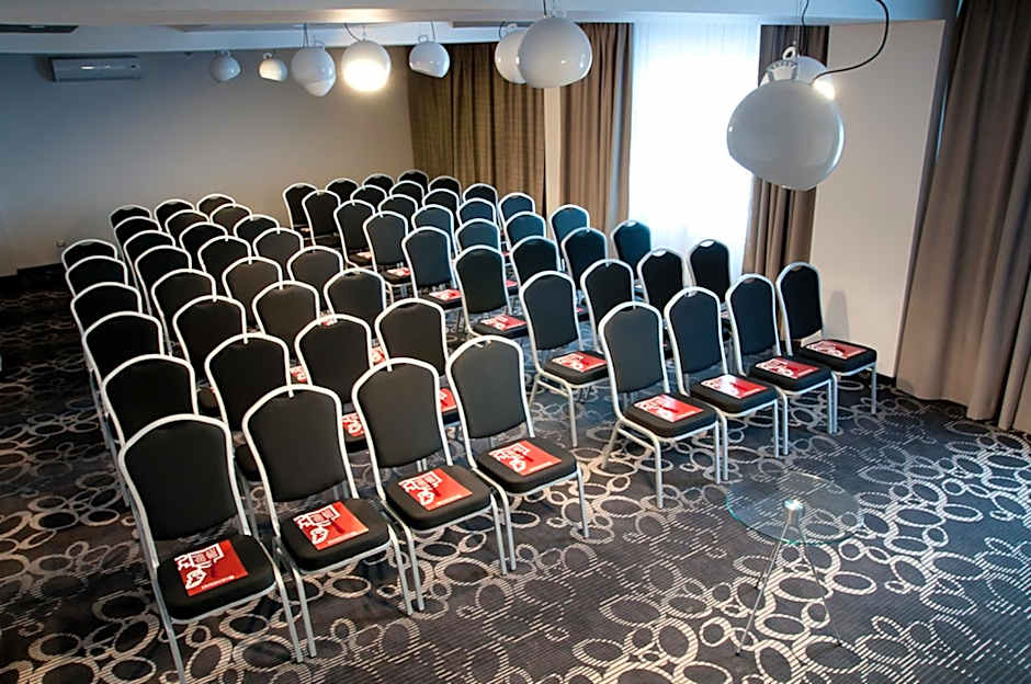 NoBo Hotel - business